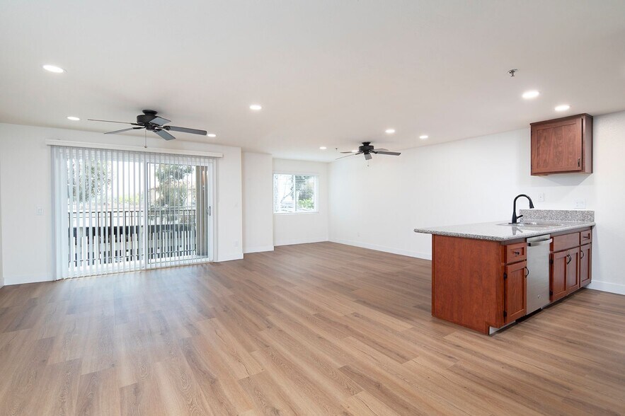 Interior Photo - Hillcrest Summit