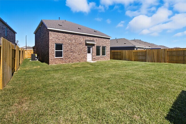 Building Photo - 28731 Bottom Grass Trl