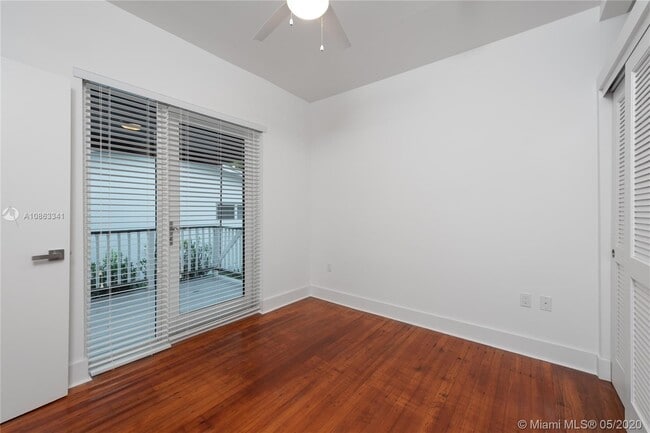 Building Photo - 3669 Poinciana Ave