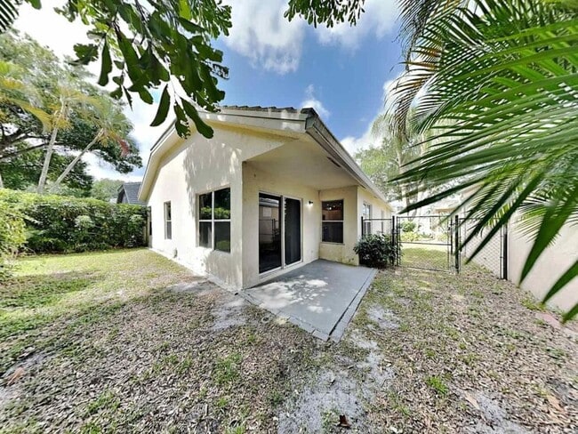 Building Photo - 9220 Arborwood Cir