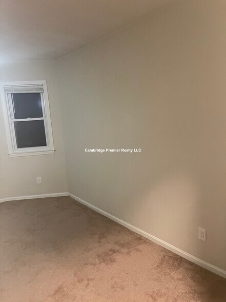 Building Photo - 14 Callender St