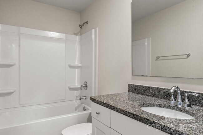 Building Photo - 117 Dogwood Vlg Trl