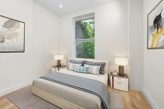 Building Photo - 315 E 58th St