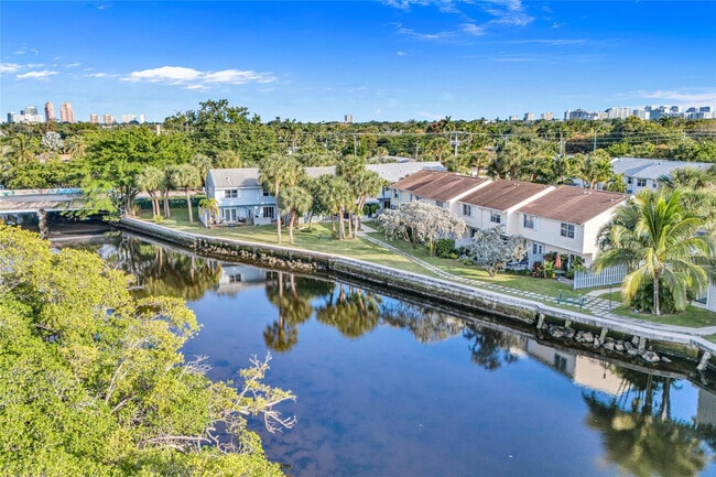 Building Photo - 1991 NE 15th Ave