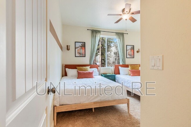 Building Photo - 5333 S Azurite Trail