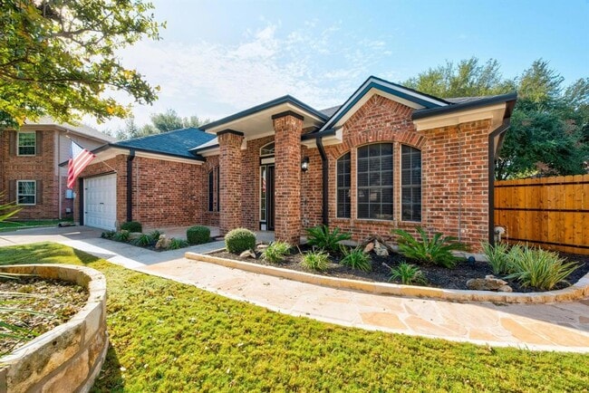 Building Photo - 114 Highalea Ct