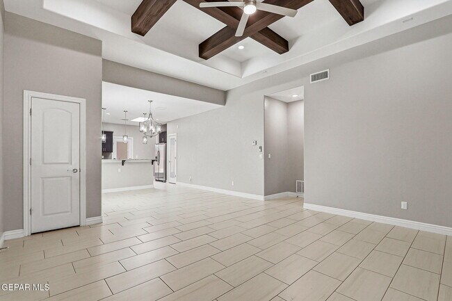Building Photo - 14925 Tierra Mirage Ave