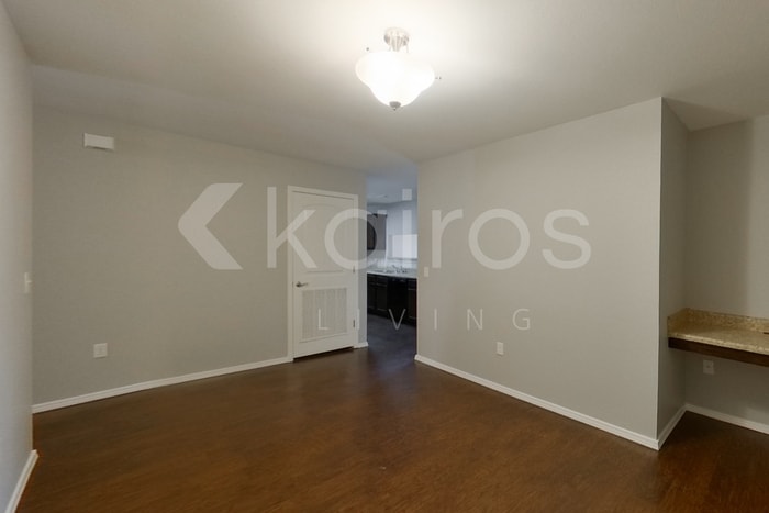 Building Photo - 3902 Thomas St