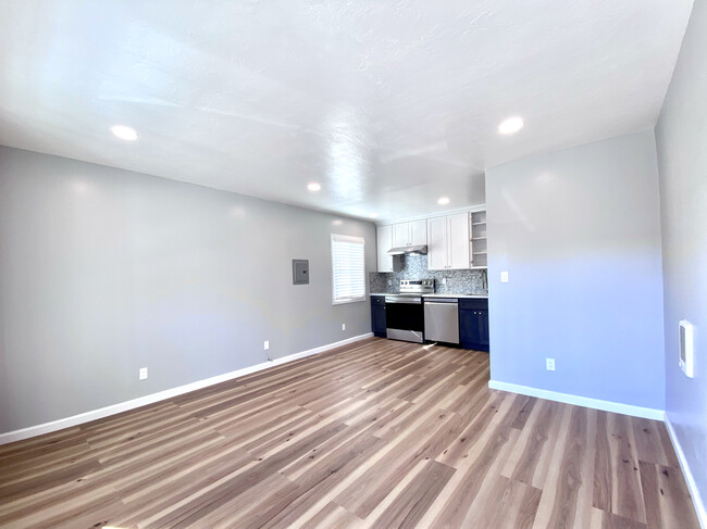 Open Kitchen leading to living room - 6025 El Dorado St