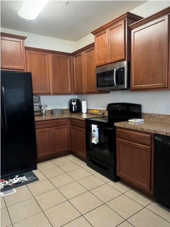 Building Photo - 2260 Betsy Ross Ln