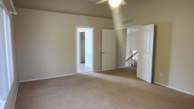 Building Photo - 5-bedroom in the heart of Gilbert