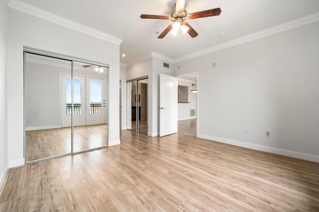 Building Photo - 2299 Lone Star Dr