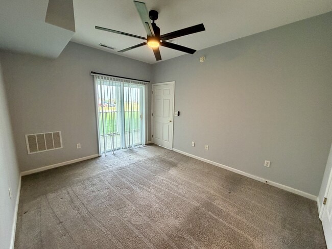 Building Photo - 2901 Heather Dr