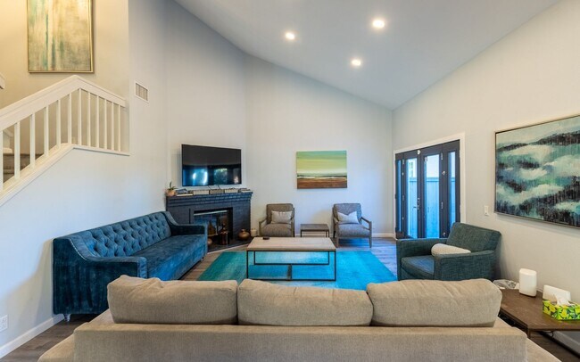 Building Photo - 7642 Goode St