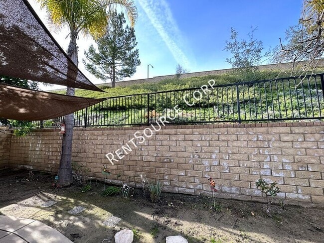 Building Photo - 23703 Stagecoach Way