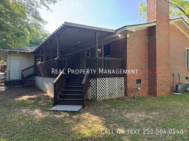 Building Photo - 265 Thrift St