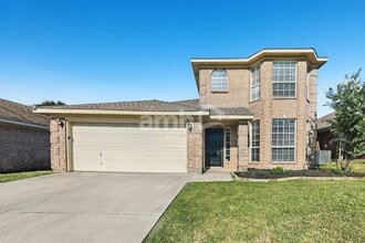 Building Photo - 8551 Western Meadows Dr