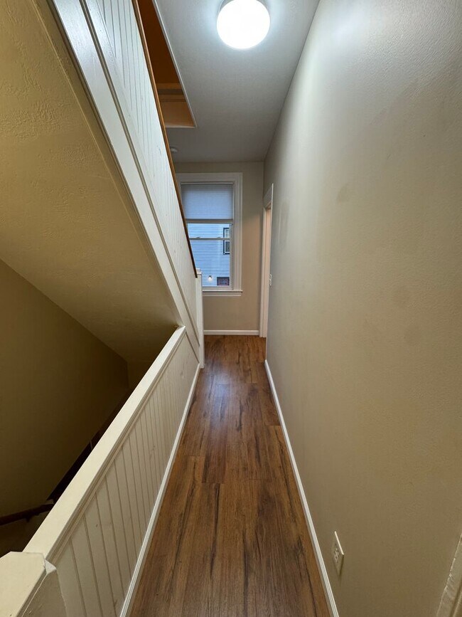 Building Photo - Beautifully Renovated 3BR Row Home in Deutschtown – Spacious, Modern & Incredible Location