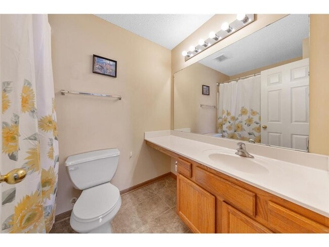 Building Photo - 5125 Holly Ln N