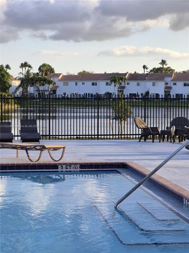 Building Photo - 965 SW 147th Ct