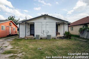 Building Photo - 2617 W French Pl