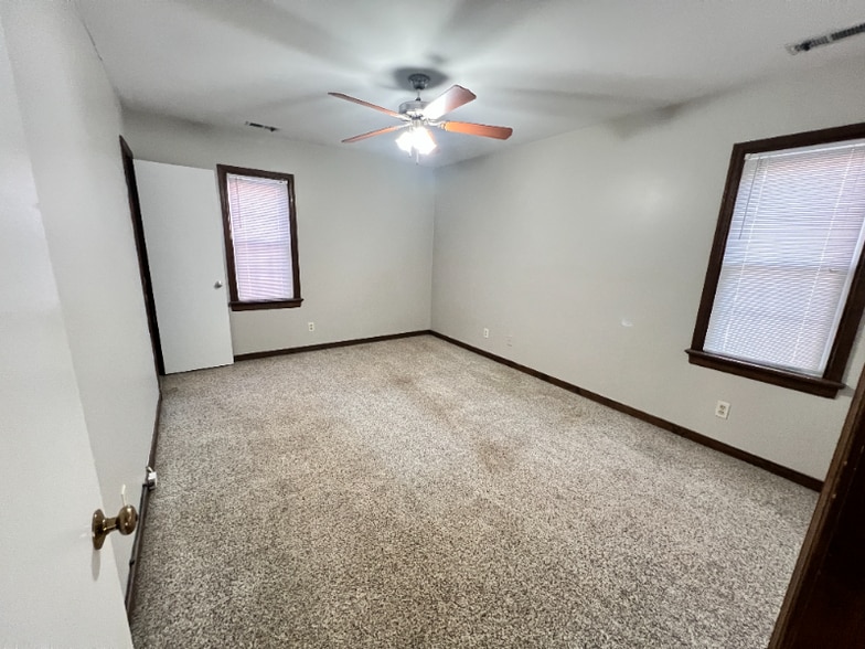 Building Photo - 11906 Lockett Ridge Pl