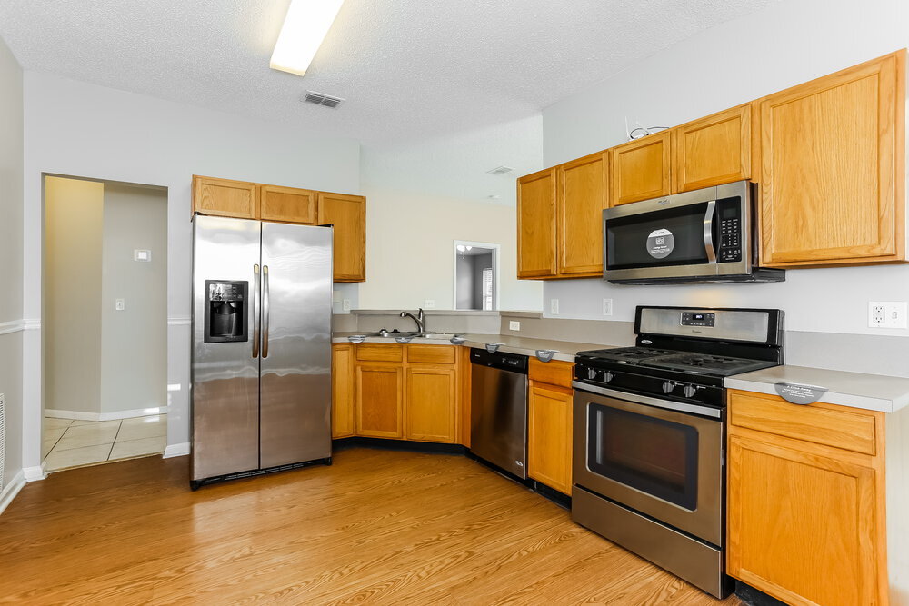 Building Photo - 7510 International Village Dr