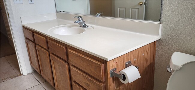 Building Photo - 4814 Castilla Dr