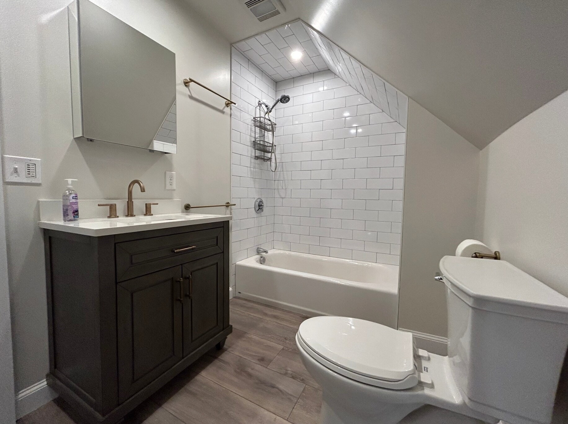 Building Photo - 26 Clinton Ave