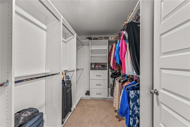 Building Photo - 379 Blue Juniper Cir