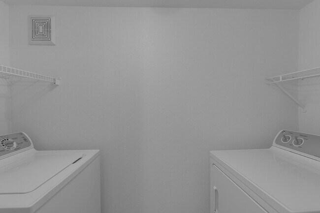 Building Photo - Bright First-Floor 2-Bedroom Condo with Private Patio in Silverado Ranch!