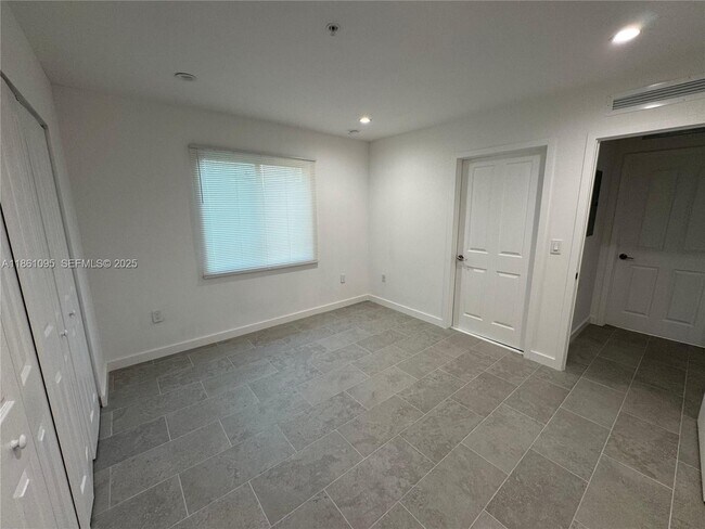 Building Photo - 2782 NW 46th St