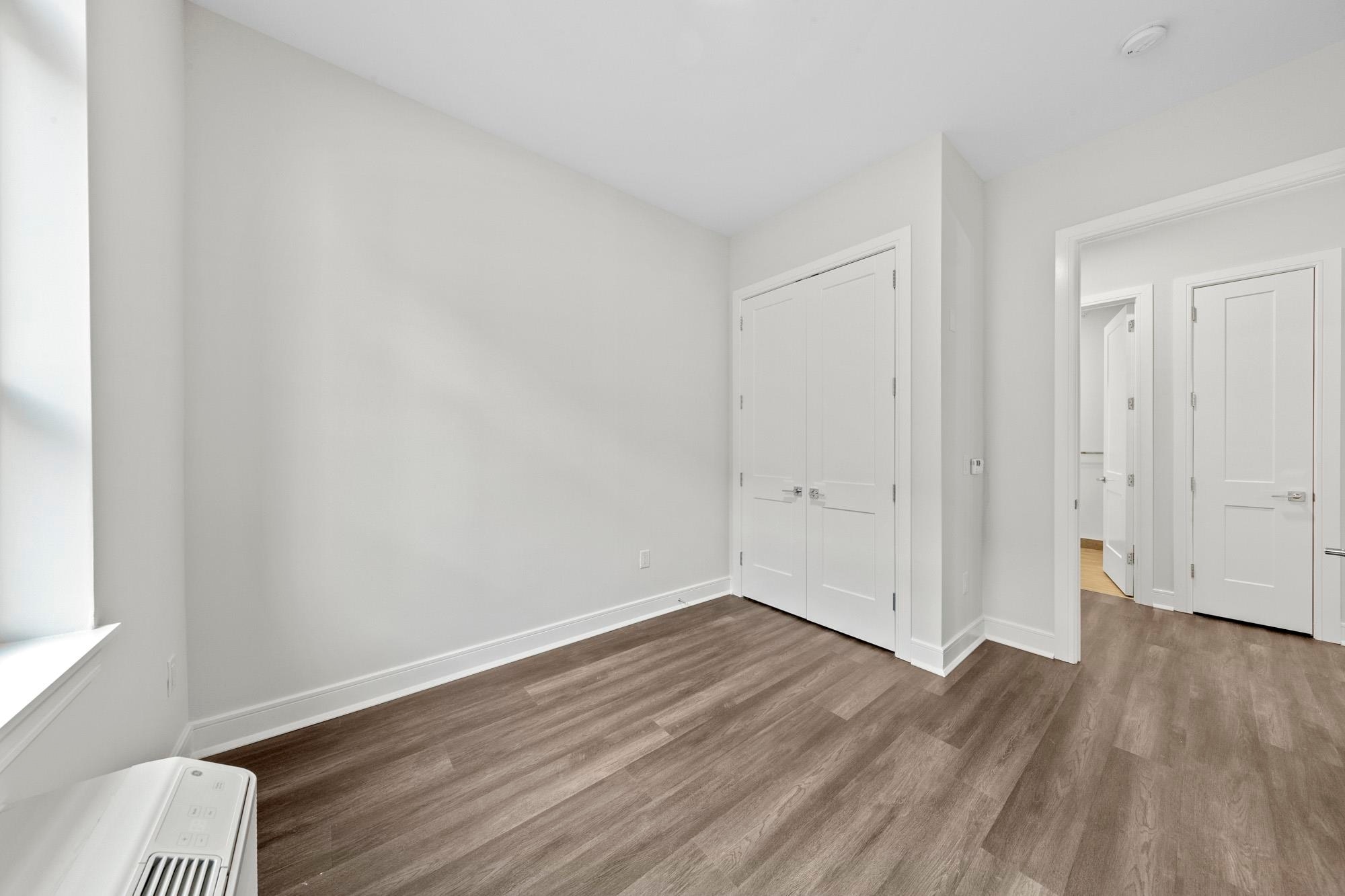 Building Photo - 121 34th St