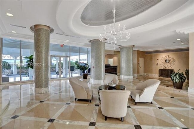 Building Photo - 6917 Collins Ave