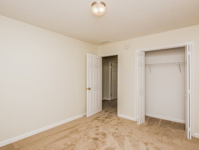 Building Photo - 216 Overlook Dr