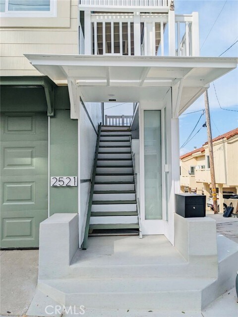 Building Photo - 2521 Seaview Ave