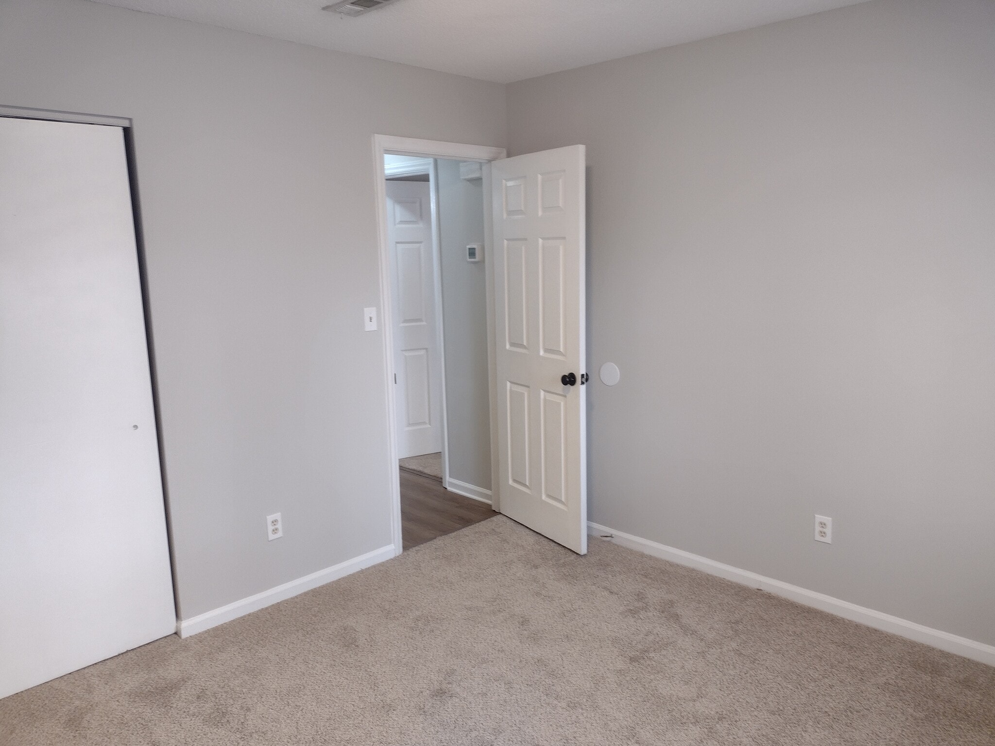 Building Photo - 1628 Cedarview Ct