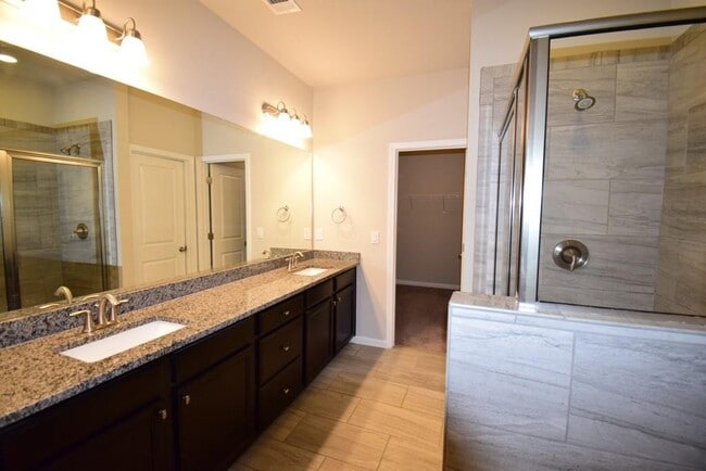 Building Photo - 2514 Norwood Park Crossing