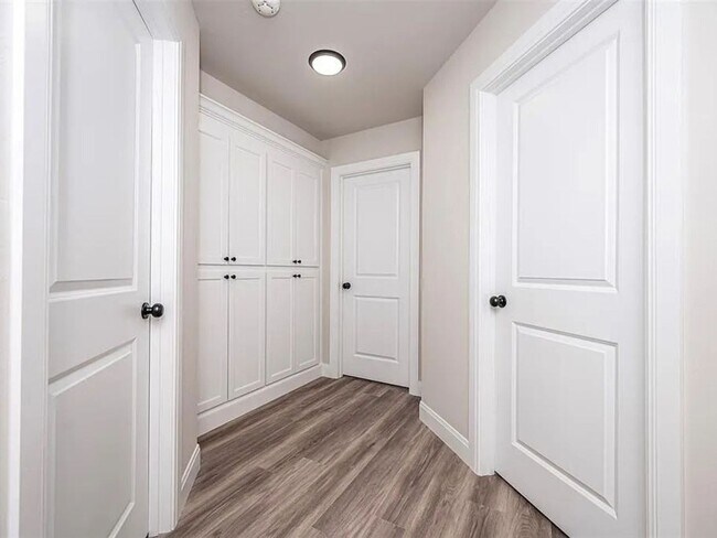 Building Photo - 4-Bed Home with Storm Shelter & 2-Car Garage in Mustang