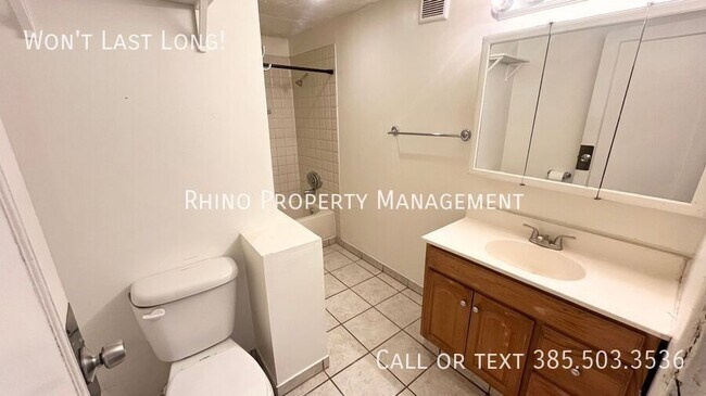 Building Photo - 2487 S 800 E