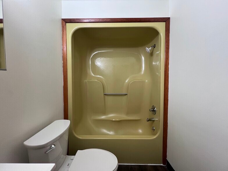 Building Photo - 184 Pennsylvania Ave