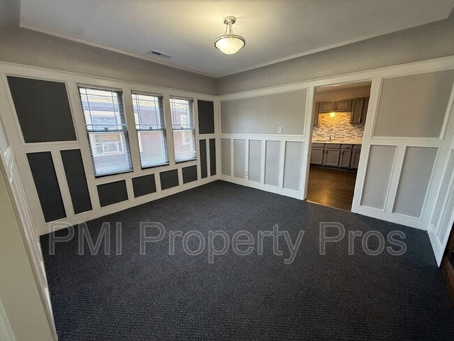 Building Photo - 4043 N 24th Pl