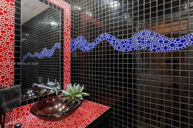 Building Photo - 2018 Shoma Dr