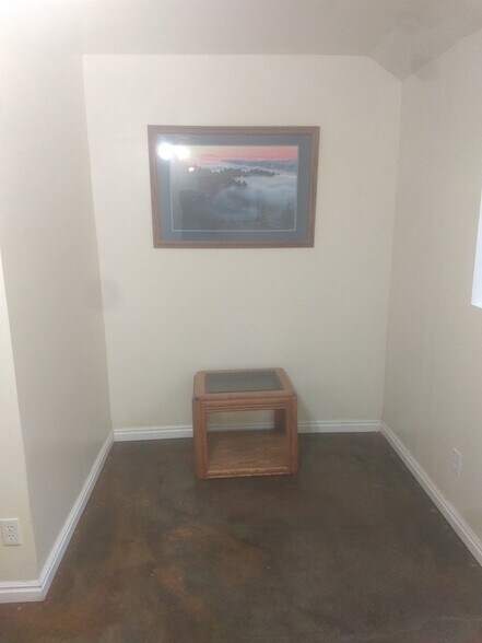 Building Photo - 1171 Country Ridge Dr