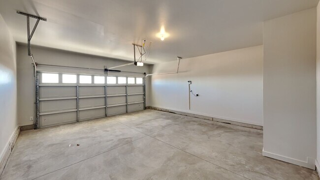 Building Photo - New Construction 3 bedroom, 2 bathroom on 1.35 Acre Corner Lot!