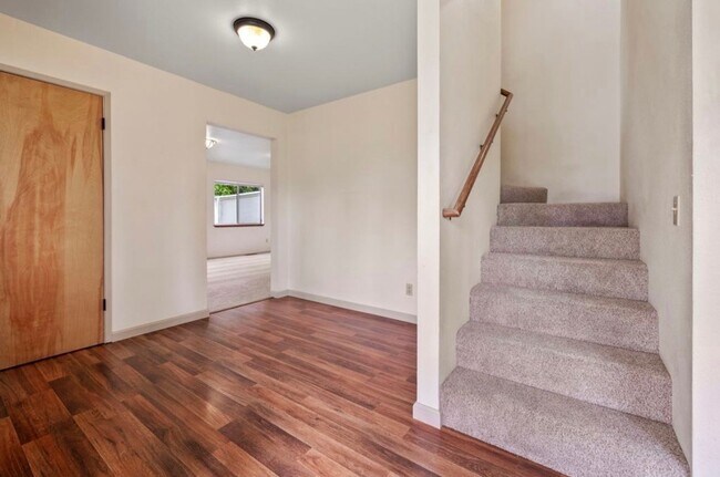 Building Photo - 2436 Paul Minnie Ave