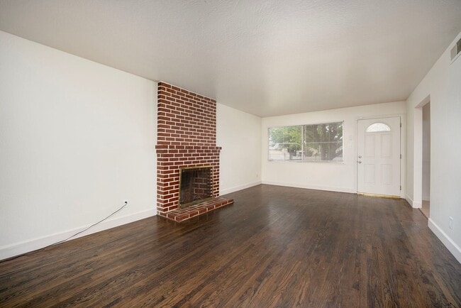 Building Photo - 1757 Wakefield Way