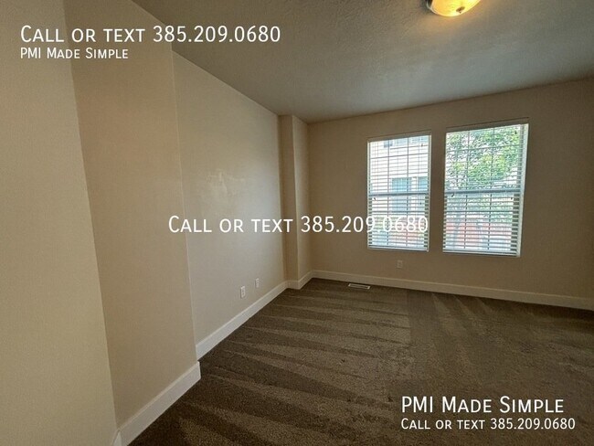 Building Photo - 126 W 3430