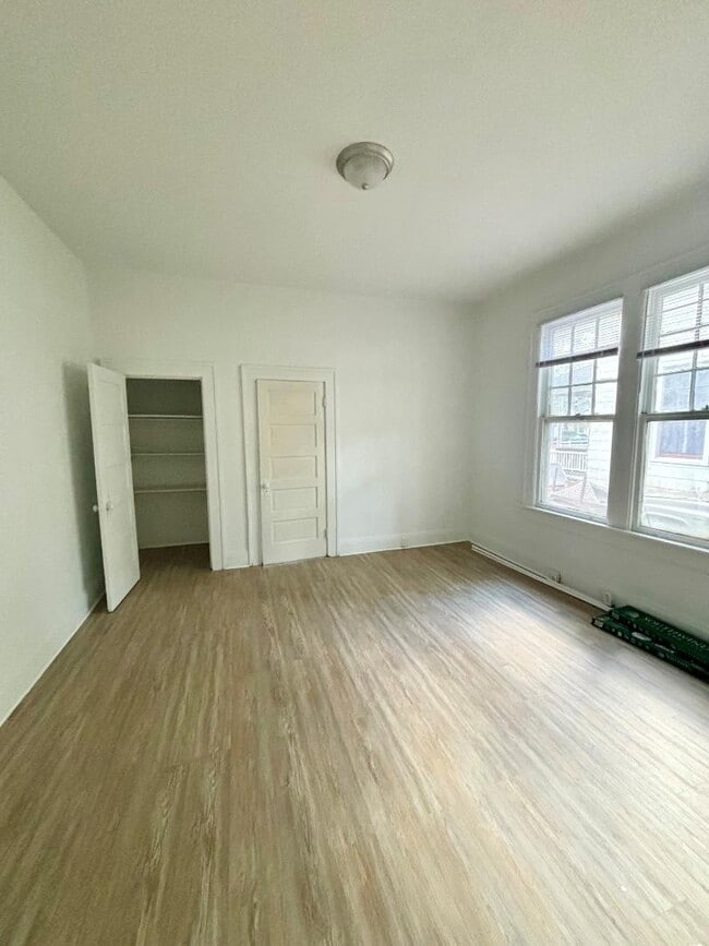 Building Photo - 203 Bragg St NE