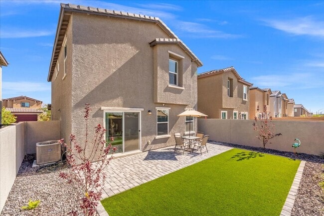 Building Photo - Newer Build 4-Bedroom Home with Chef’s Kitchen & Entertainer’s Backyard
